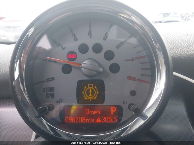 2009 MINI COOPER S WMWMF73579TW87325 Photo 6