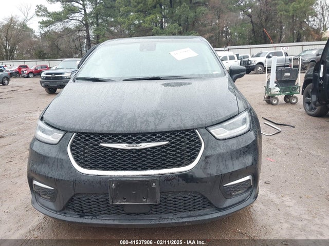 Chrysler Pacifica Hybrid Premium S Appearance Pkg/road Tripper/s Appearance Pkg/select 2024 2C4RC1S72RR144697 Image 13