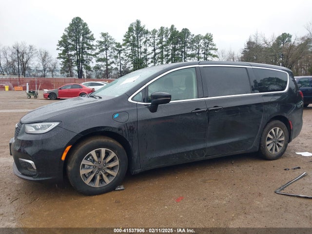 Chrysler Pacifica Hybrid Premium S Appearance Pkg/road Tripper/s Appearance Pkg/select 2024 2C4RC1S72RR144697 Image 15