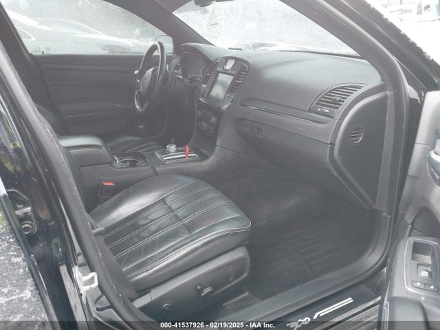 2C3CCAGG4FH909090 Chrysler 300 300s