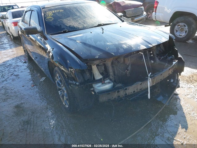 2C3CCAGG4FH909090 Chrysler 300 300s
