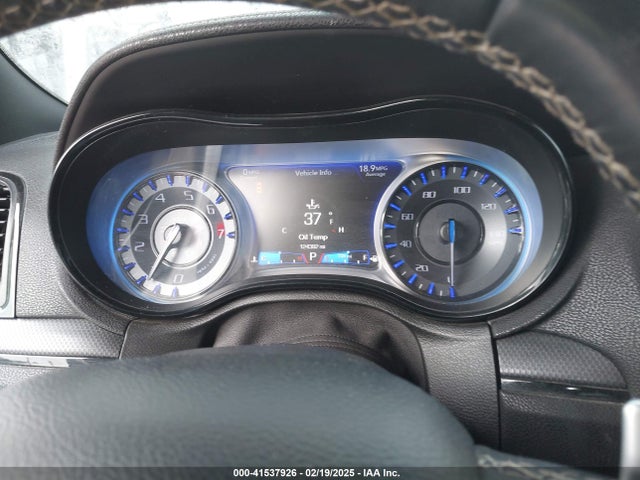 2C3CCAGG4FH909090 Chrysler 300 300s