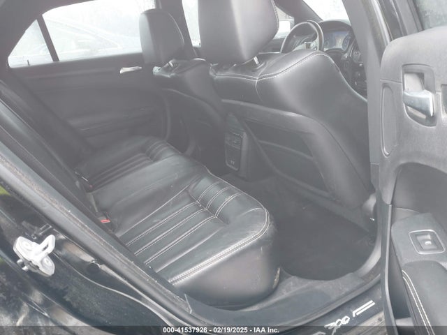 2C3CCAGG4FH909090 Chrysler 300 300s