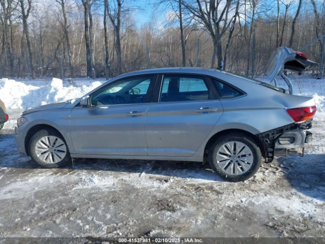 3VWC57BU0KM235020 Volkswagen Jetta 1.4t R-line/1.4t S/1.4t Se