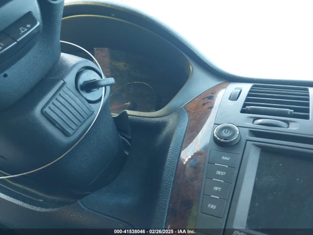 2008 CADILLAC DTS 1G6KD57Y18U152138 Photo 10