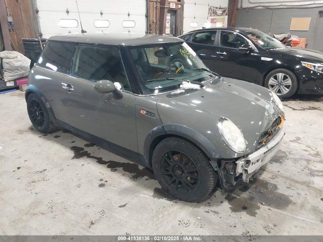 2006 MINI COOPER WMWRC33586TK67107 Photo 0