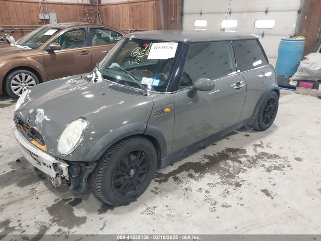2006 MINI COOPER WMWRC33586TK67107 Photo 1