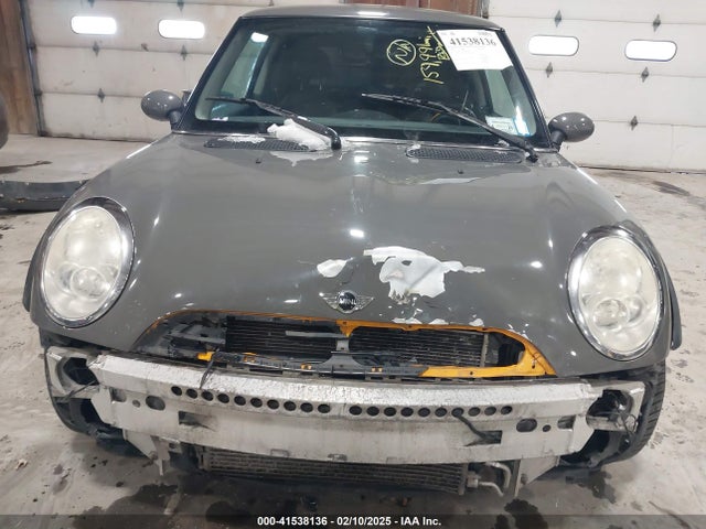 2006 MINI COOPER WMWRC33586TK67107 Photo 5