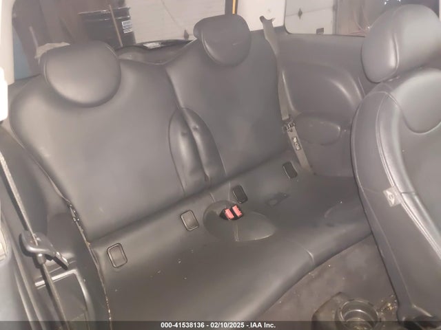 2006 MINI COOPER WMWRC33586TK67107 Photo 7