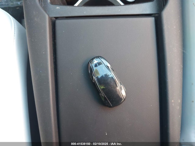 2019 TESLA MODEL S 5YJSA1E42KF332002 Photo 10