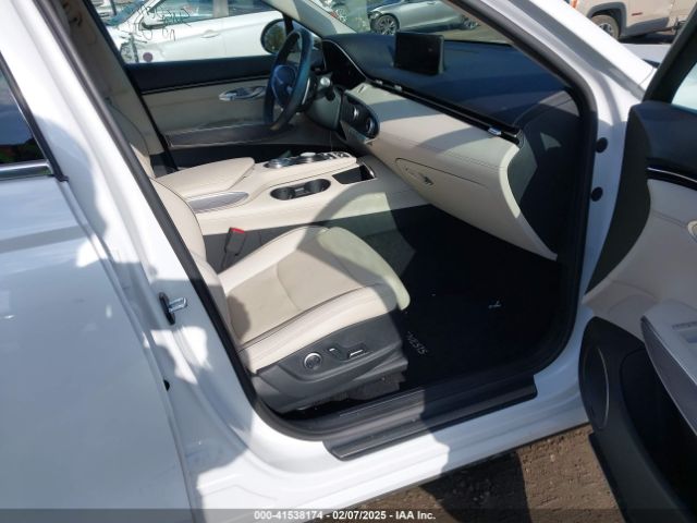 KMUMADTB9PU116204 Genesis Gv70 2.5t Awd