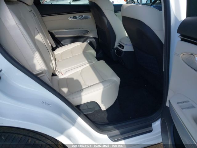 KMUMADTB9PU116204 Genesis Gv70 2.5t Awd