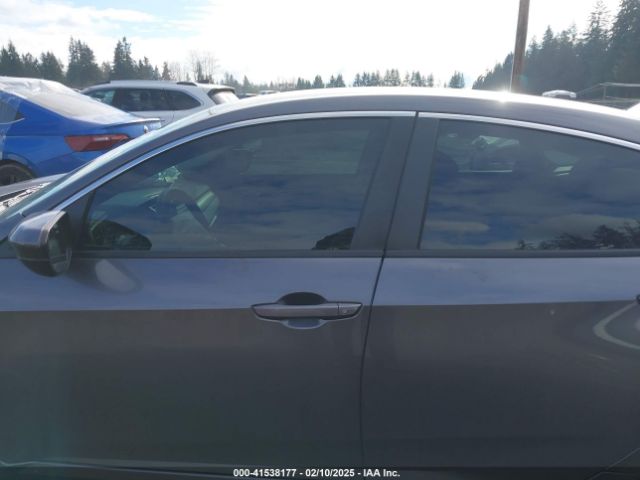 19XFC2F51GE217526 Honda Civic Lx