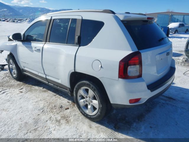 1C4NJCEA1GD769311 Jeep Compass Latitude