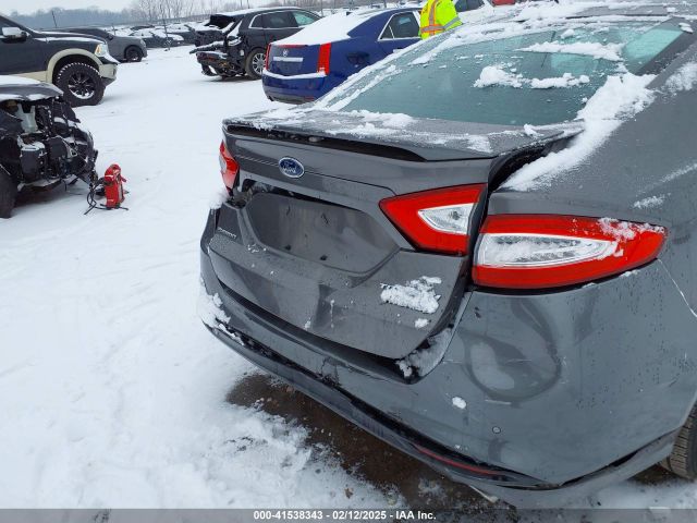 3FA6P0RU2ER168151 Ford Fusion Hybrid Titanium