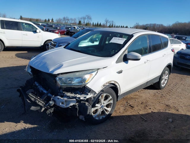 1FMCU9GD6HUC03053 Ford ESCAPE SE