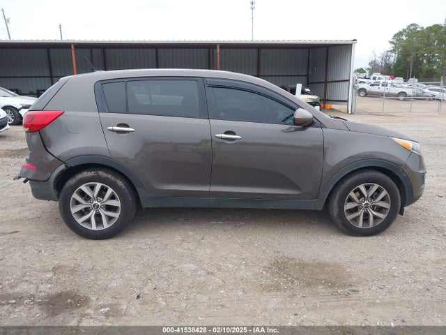KNDPB3ACXF7712289 KIA Sportage Lx