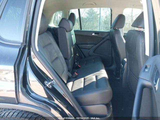 WVGBV7AX2FW510477 Volkswagen TIGUAN SE