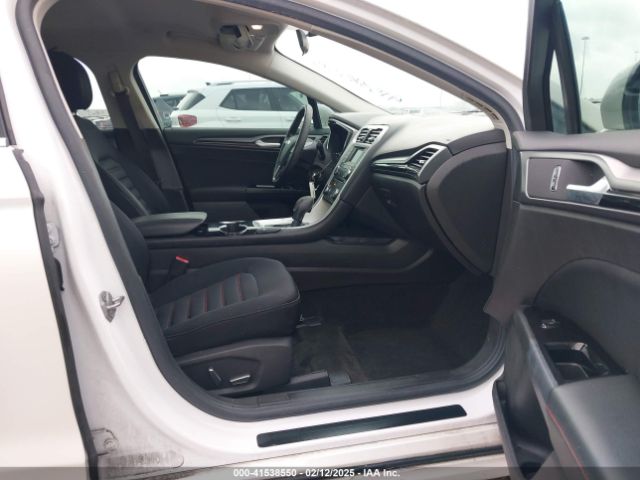 3FA6P0LU6GR289938 Ford Fusion Hybrid Se