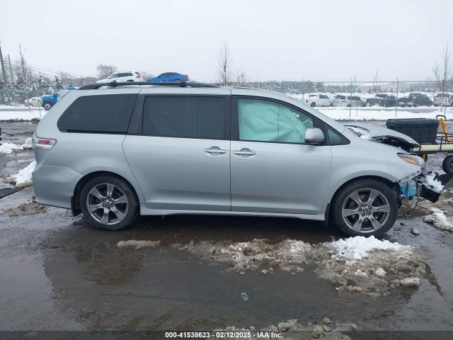 5TDXZ3DCXLS050058 Toyota Sienna Se/se Premium