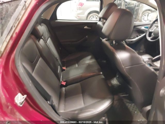 1FADP3K24EL107304 Ford FOCUS SE