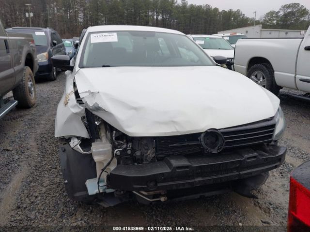 3VW2K7AJ4EM295060 Volkswagen Jetta 2.0l S