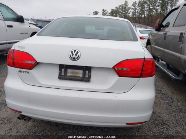 3VW2K7AJ4EM295060 Volkswagen Jetta 2.0l S