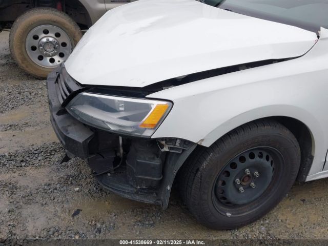 3VW2K7AJ4EM295060 Volkswagen Jetta 2.0l S