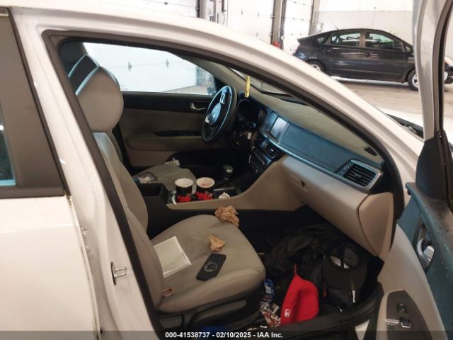 5XXGT4L34JG269296 KIA Optima Lx