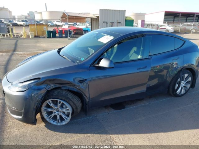 2023 TESLA MODEL Y 7SAYGDEE0PF928836 Photo 5