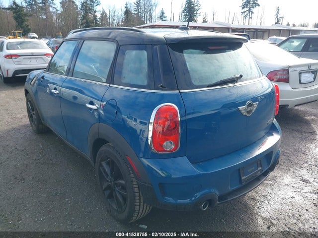 2011 MINI COOPER S COUNTRYMAN WMWZC3C56BWL80093 Photo 2