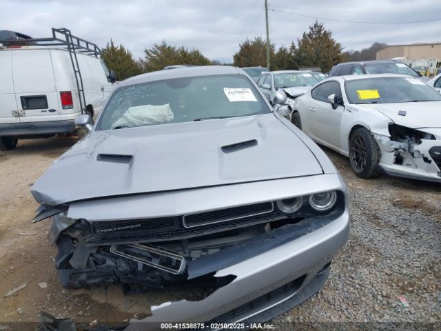 2C3CDZAG0HH572554 Dodge Challenger Sxt