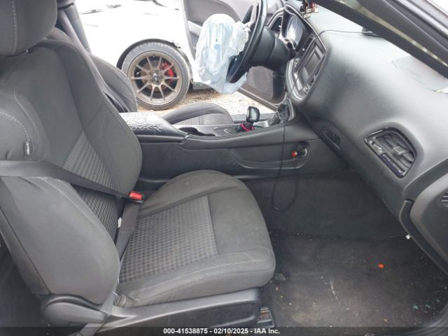 2C3CDZAG0HH572554 Dodge Challenger Sxt