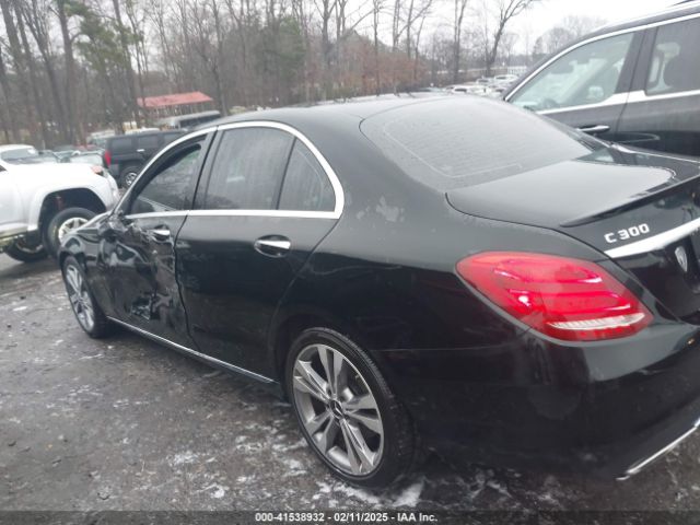 55SWF4JB9FU089625 Mercedes-Benz C 300 Luxury/sport