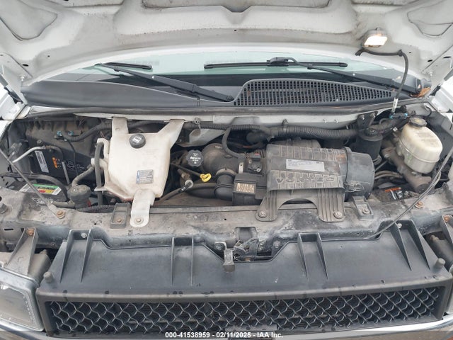 1GAWGFFF5H1204196 Chevrolet Express 2500 Lt
