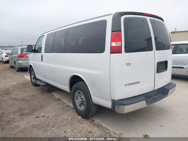 1GAWGFFF5H1204196 Chevrolet Express 2500 Lt