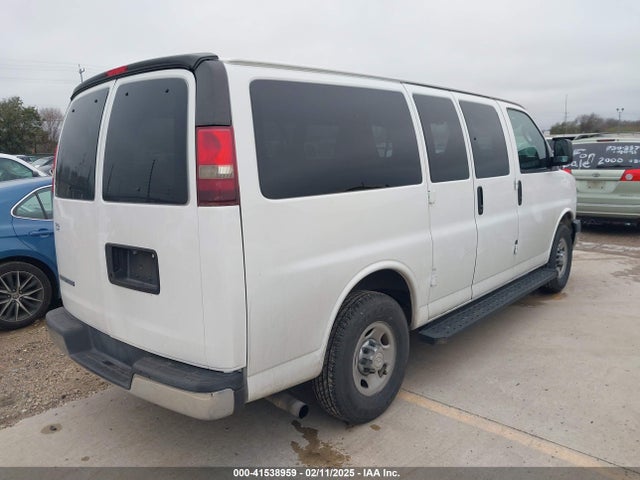 1GAWGFFF5H1204196 Chevrolet Express 2500 Lt