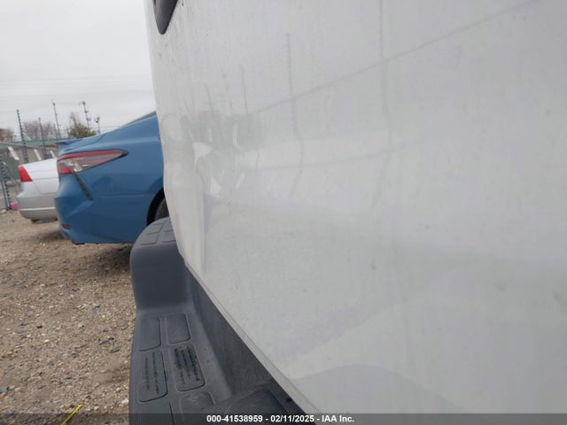 1GAWGFFF5H1204196 Chevrolet Express 2500 Lt