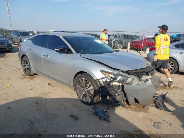 2016 1N4AA6AP3GC414226 главное изображение