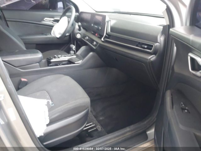 KNDPU3AF5P7086785 KIA Sportage Lx