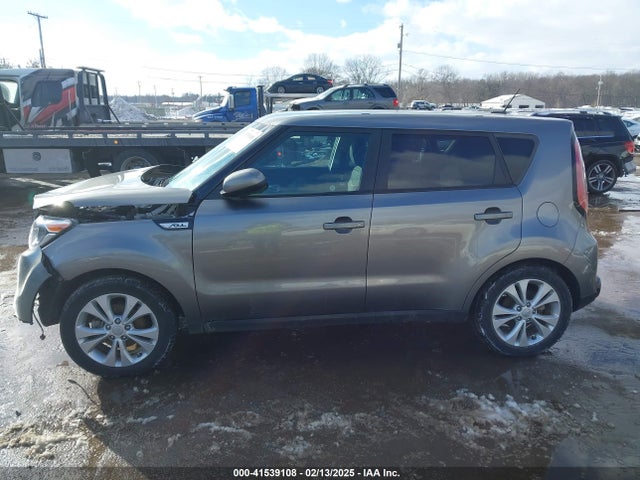 KIA SOUL + 2016 KNDJP3A50G7372984 Image 15