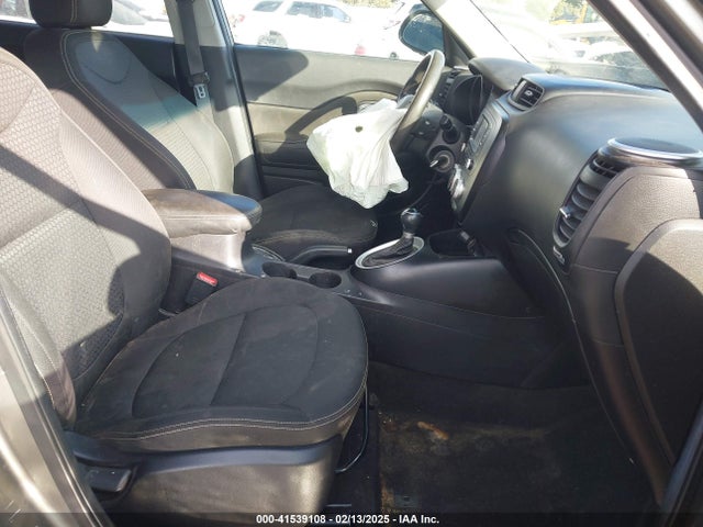 KIA SOUL + 2016 KNDJP3A50G7372984 Image 5