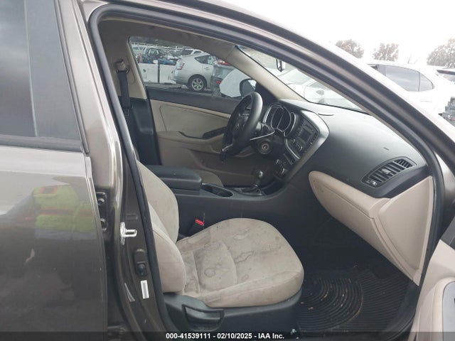 KIA Optima Lx 2014 5XXGM4A73EG308257 Image 5