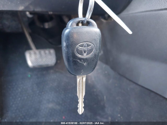 Toyota COROLLA LE 2017 5YFBURHE5HP708862 Image 11