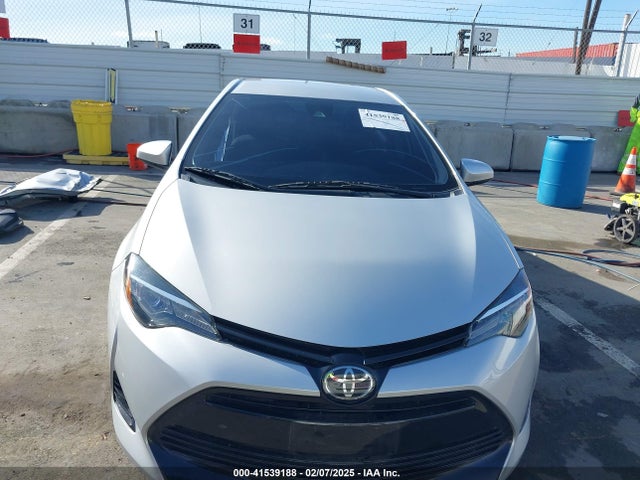 Toyota COROLLA LE 2017 5YFBURHE5HP708862 Image 13