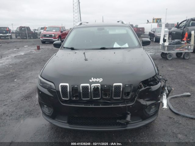 1C4PJLCB1KD339906 Jeep Cherokee Latitude Fwd