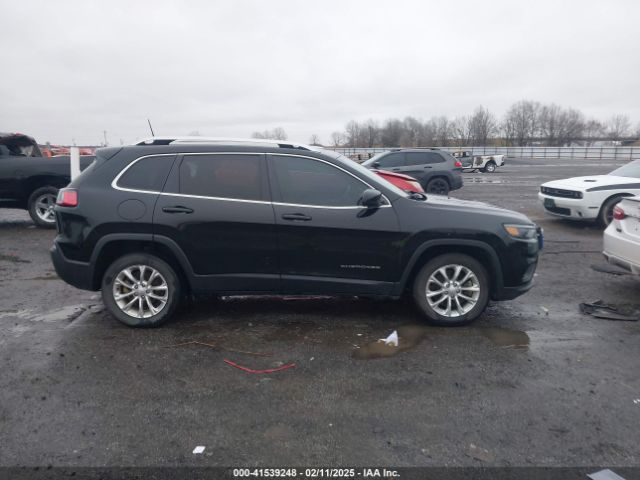 1C4PJLCB1KD339906 Jeep Cherokee Latitude Fwd