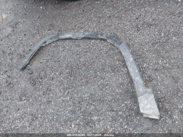 1C4PJLCB1KD339906 Jeep Cherokee Latitude Fwd