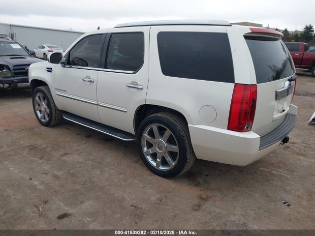 2008 CADILLAC ESCALADE 1GYEC63878R129078 Photo 2