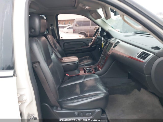2008 CADILLAC ESCALADE 1GYEC63878R129078 Photo 4